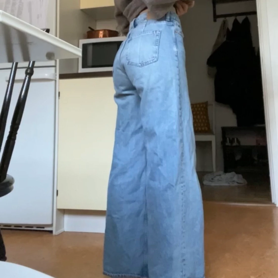 WEEKDAY ACE Jeans blå Strl 26 - 90