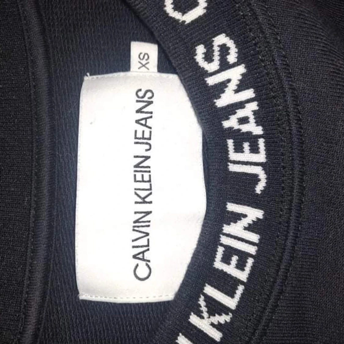 Calvin Klein tröja - 90