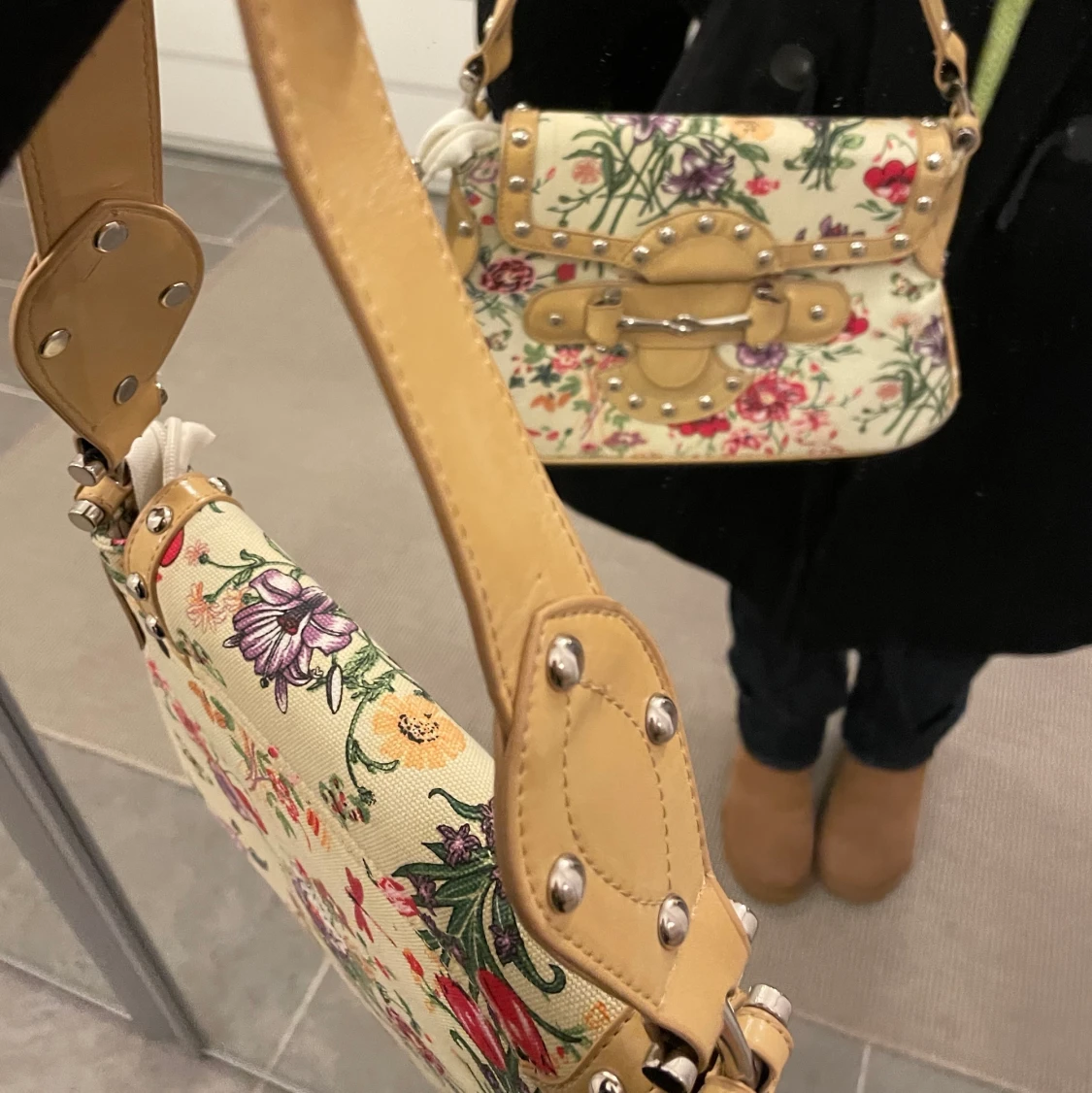 Blommig väska  - 90