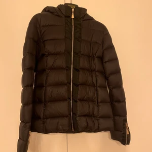 Jacka - Chiara Forthi Milano, storlek 36, använd en vinter