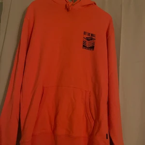 Vans hoddie  - Fin hoddie som är använd Max 4 gånger