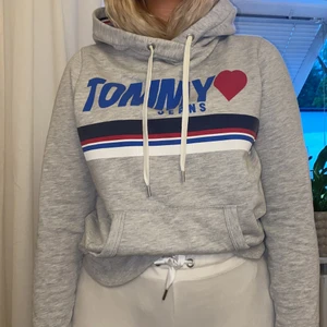 Ny Tommy Hilfiger tröja  - Nypris 1200