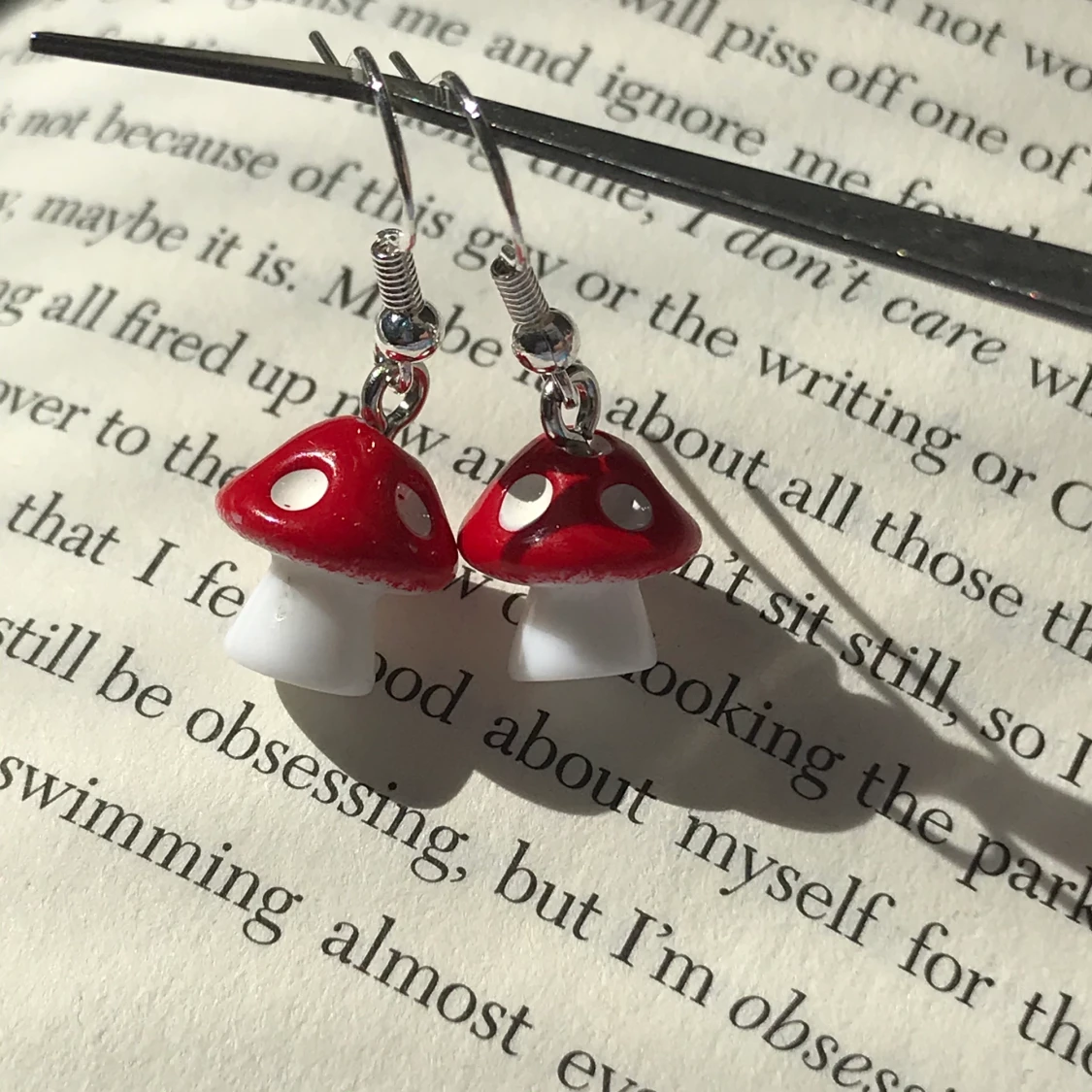 Röda svamp örhängen - 90