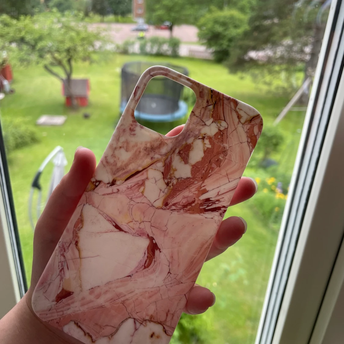Rosa marmor mobilskal iPhone 12 - 91