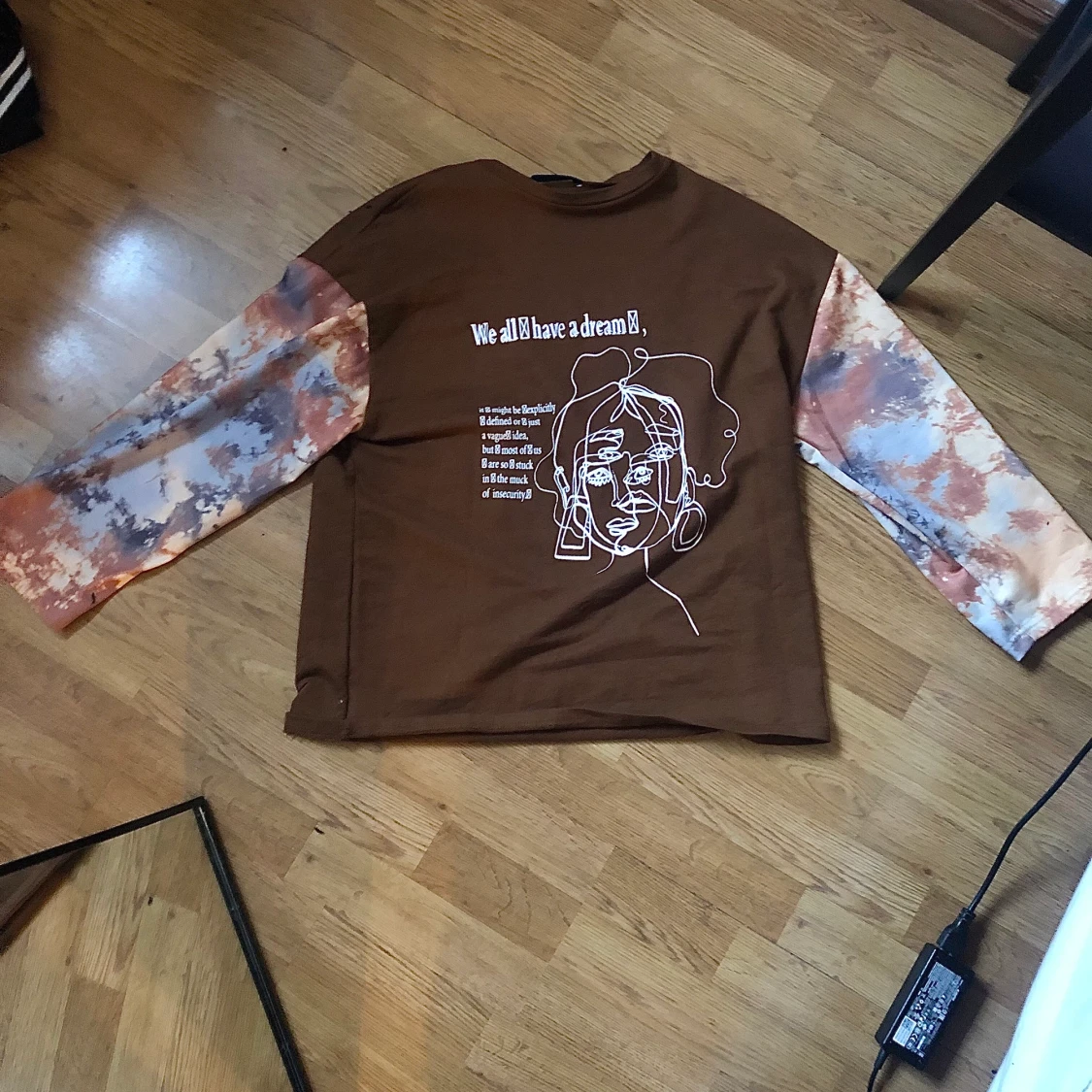 brun sweatshirt  - 91