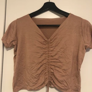 xs till M - Oanvända, bra skick, kan skicka flera bilder vid privat chatt om du vill,  posta eller mötas upp Andersberg, Gävle