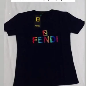 Olika t-shirts  - Säljer olika t-shirt, olika storlekar finns. Bra kvalitet o mm. Dm för mer bilder 