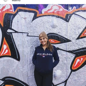 New black polo - En härlig tröja från NEW BLACK  som räddar ens vardags-outfit! 🙌🏼