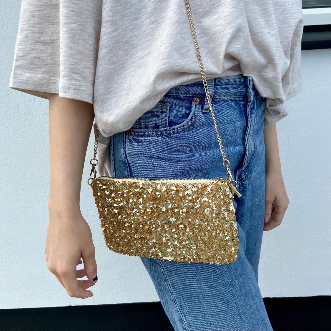 Guldig paljettväska - 90