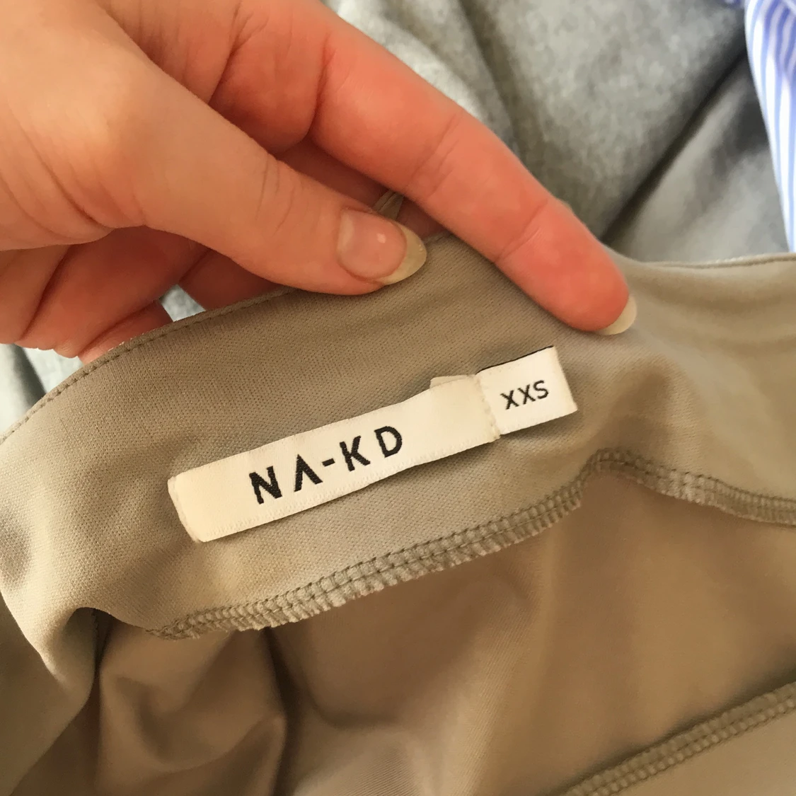 Na-kd silvrig klänning - 91