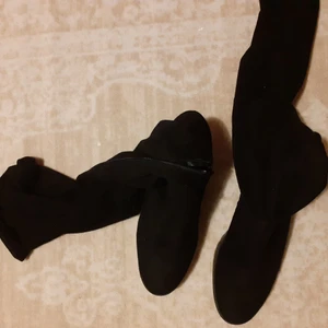 Sina svarta boots - Fina svarta boots i storlek 44
