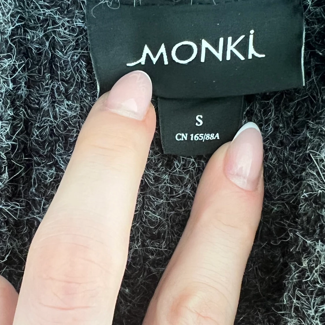 Stickad tröja  - 91