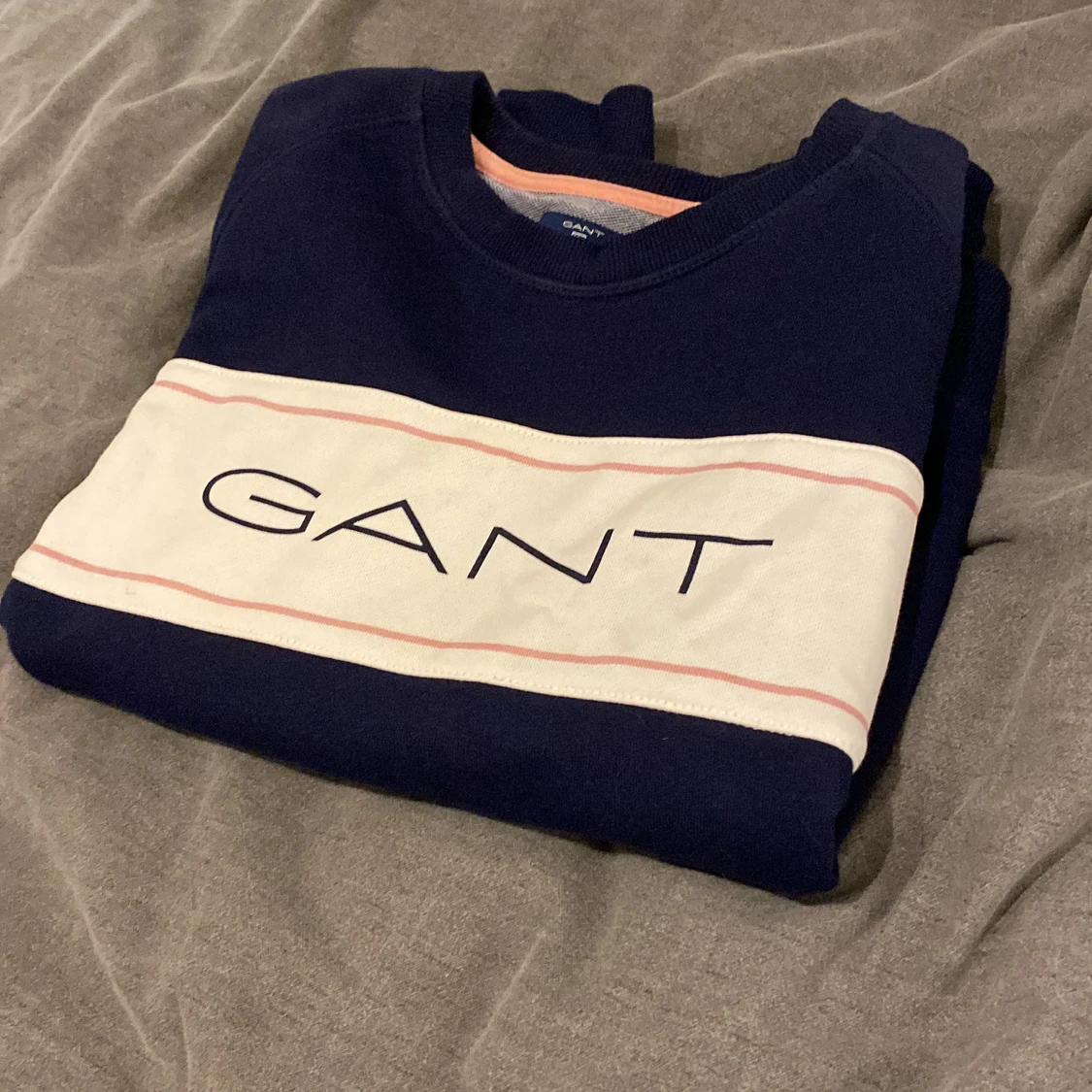 Blå tröja från gant - 90