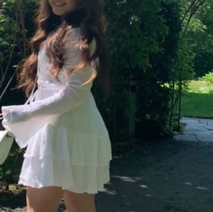 Studentklänning  - Intressekoll för min studentklänning! Jag är 156cm