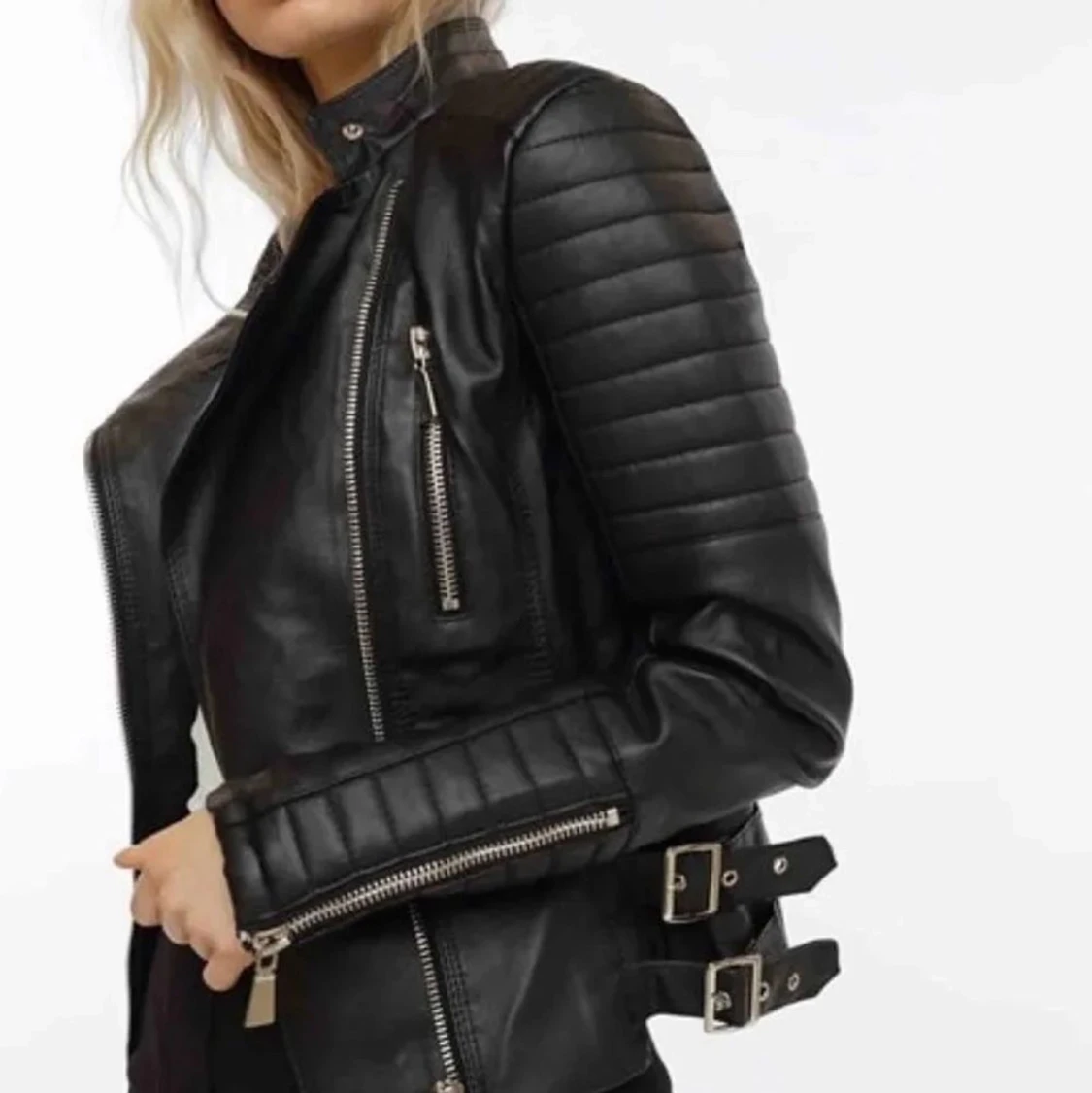 Svart skinnjacka  - 90