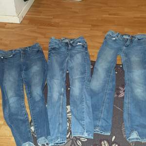 3 par jeans 