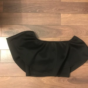 Svart topp - Svart Nelly topp