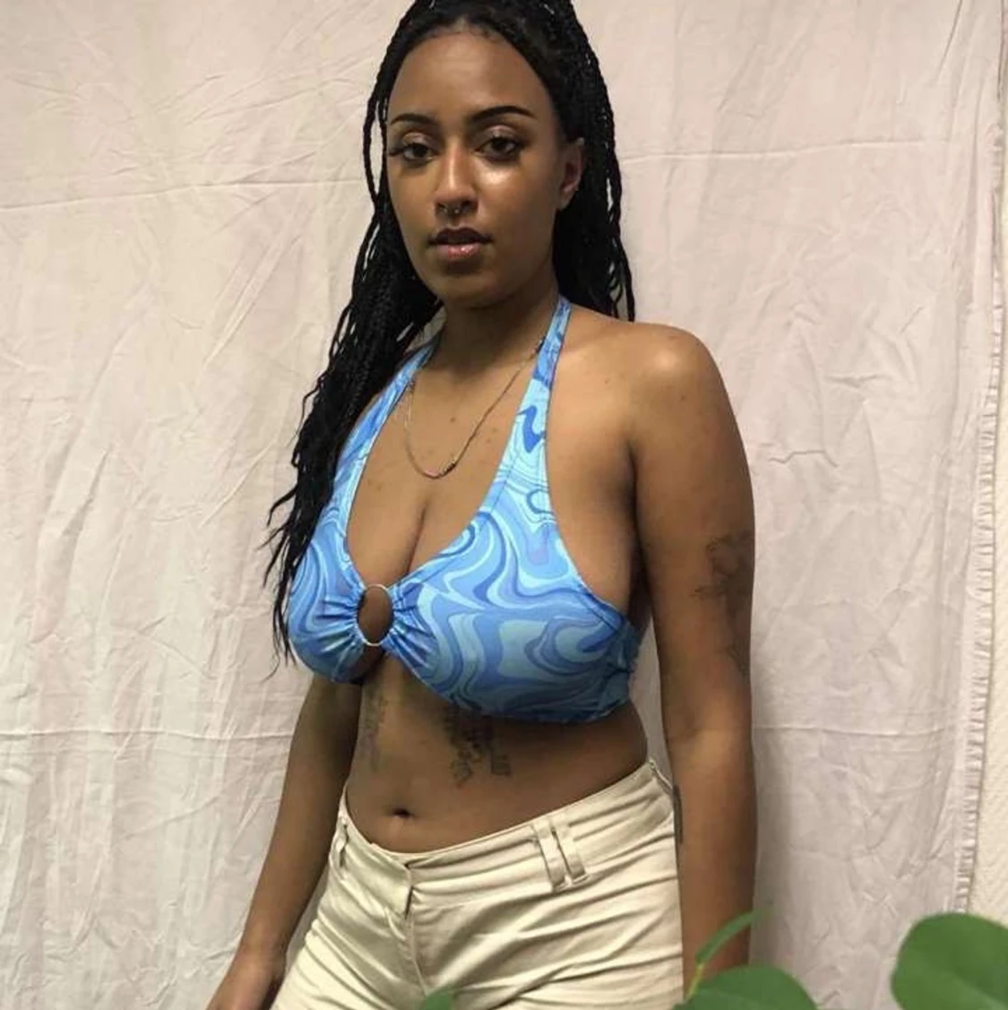 Blå ring neckline croptop