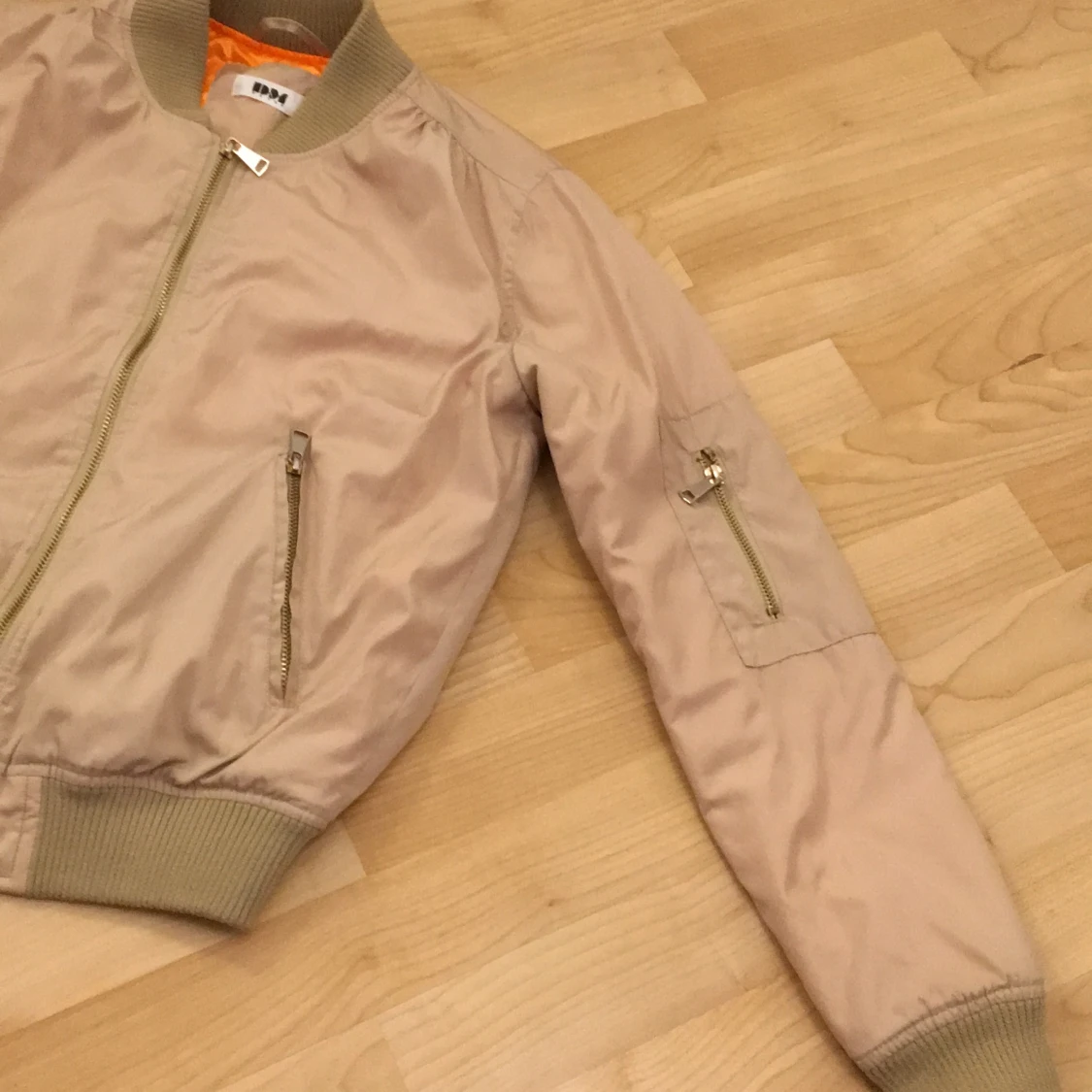 En fin beige jacka - 91