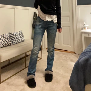 Lågmidjade jeans - Snygga lågmidjade jeans! Från crocker w 27 L 32💓😄  skriv vid fler frågor! frakten tillkommer 