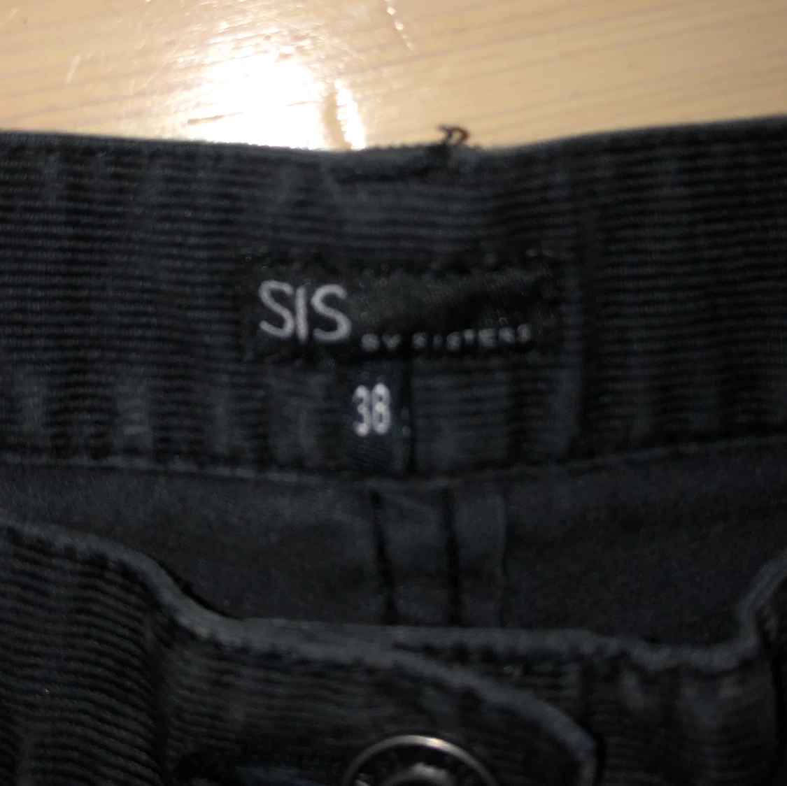 Gråa Bootcutbyxor i Manchester  - 90