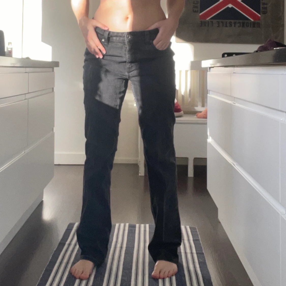 Gråa jeans