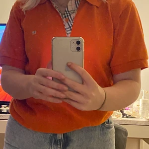 Burberry piké - As-cool pike från burberry. Är inte 100 på om den är äkta men sömmar och typ osv känns bra å fina. Tveka inte att skriva om du har frågor eller vill ha bilder!:)