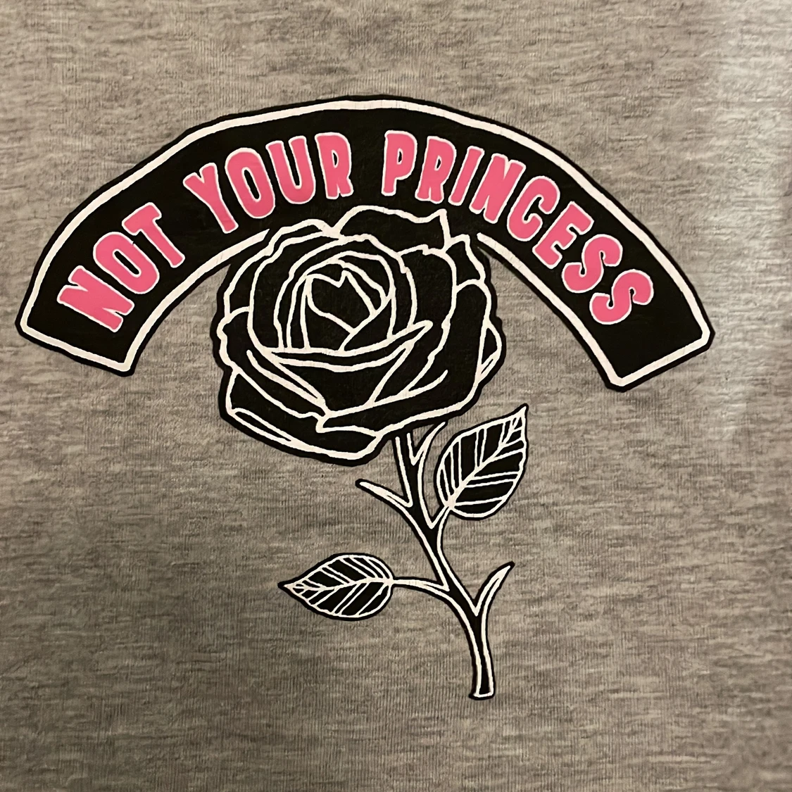 Grå topp med tryck - 90