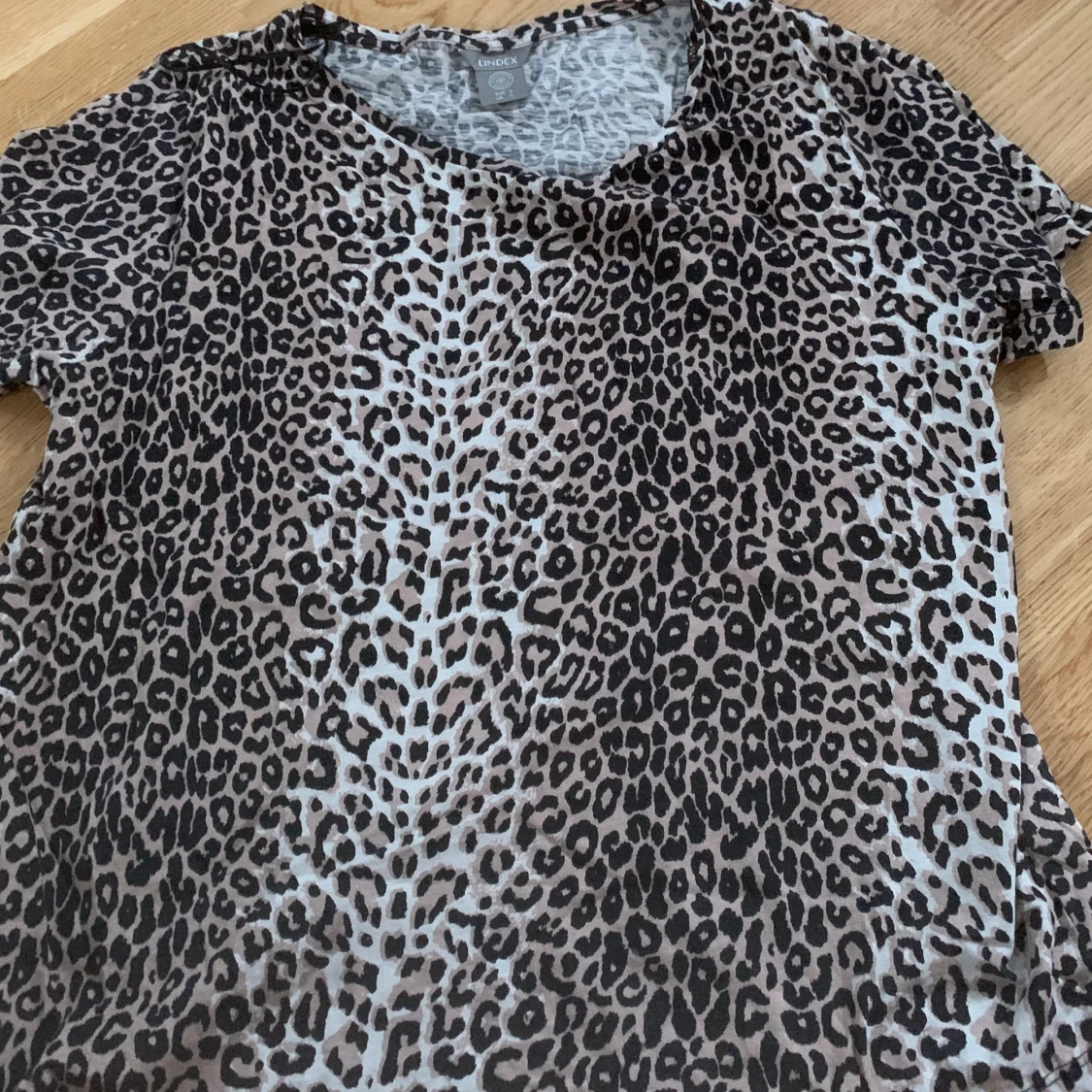 Leopard t-shirt Lindex