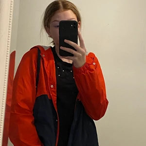 Vind jacka  - En jättefin höst/vår jacka med mycket fina detaljer