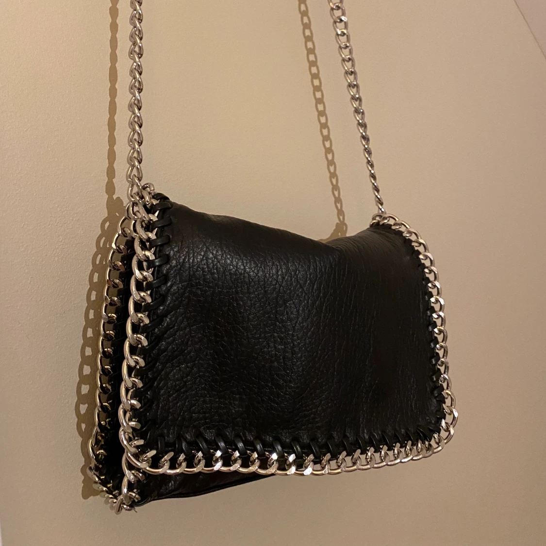 Säljer min kedjeväska