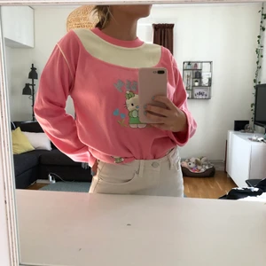 Hello Kitty tröja  - Jättesöt tröja som inte kommer till användning tyvärr 