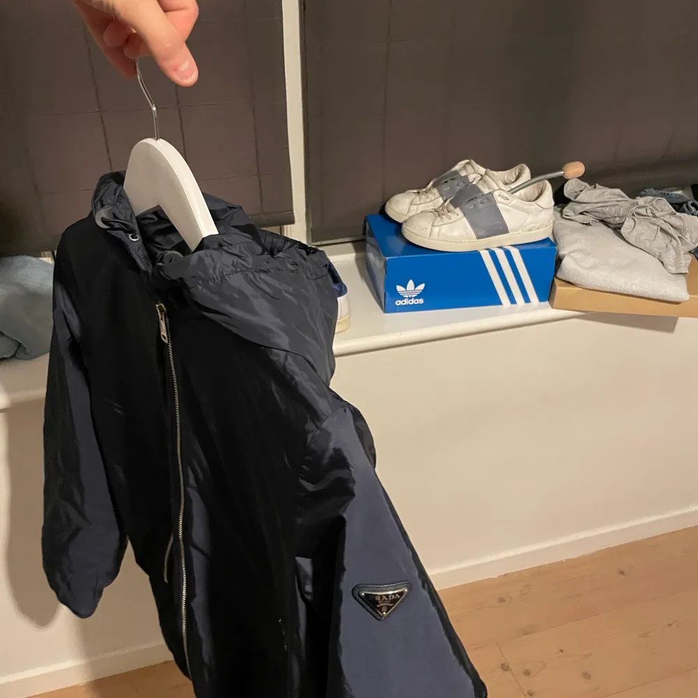 Prada jakke str 42. Takit.