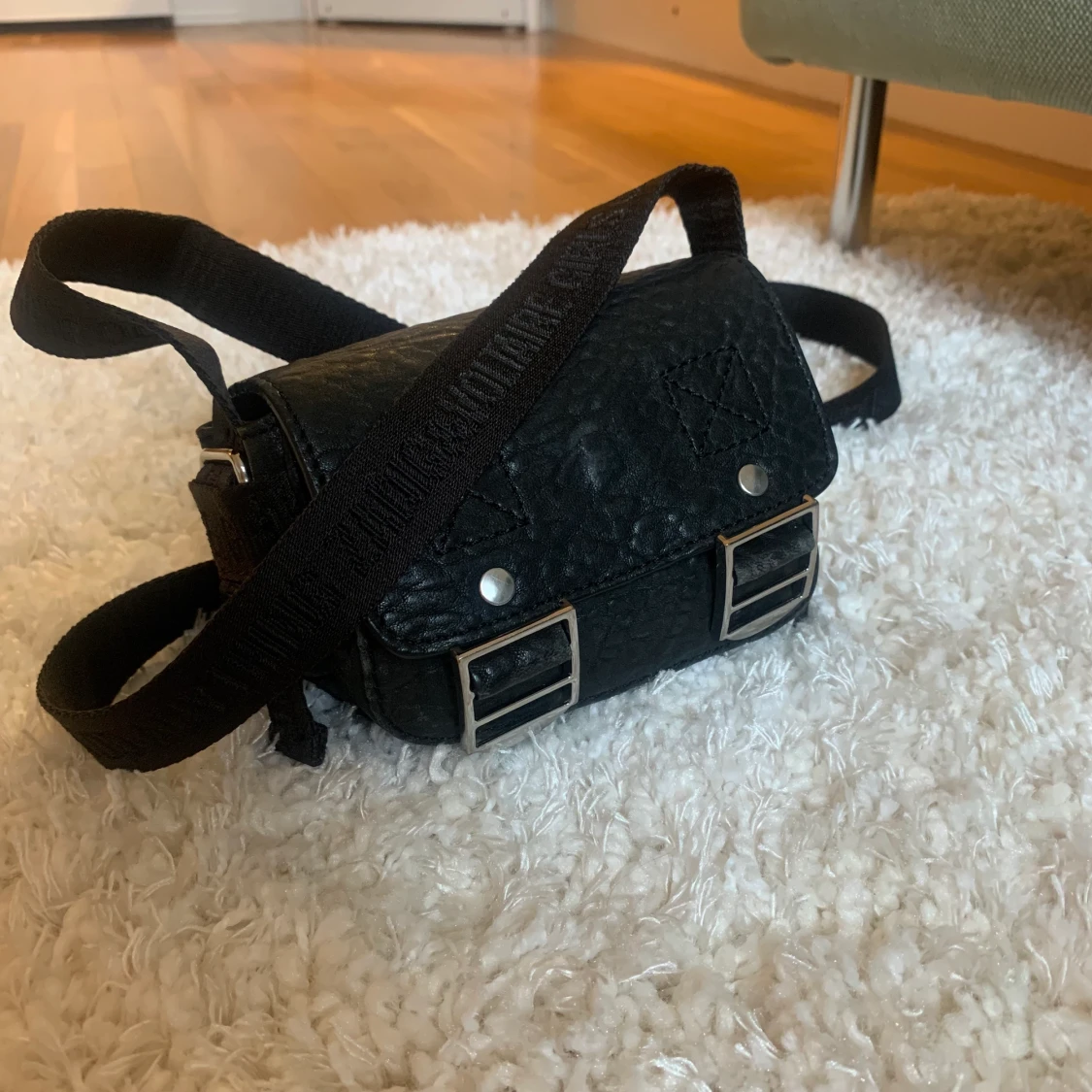 Zadig Voltaire väska - 90