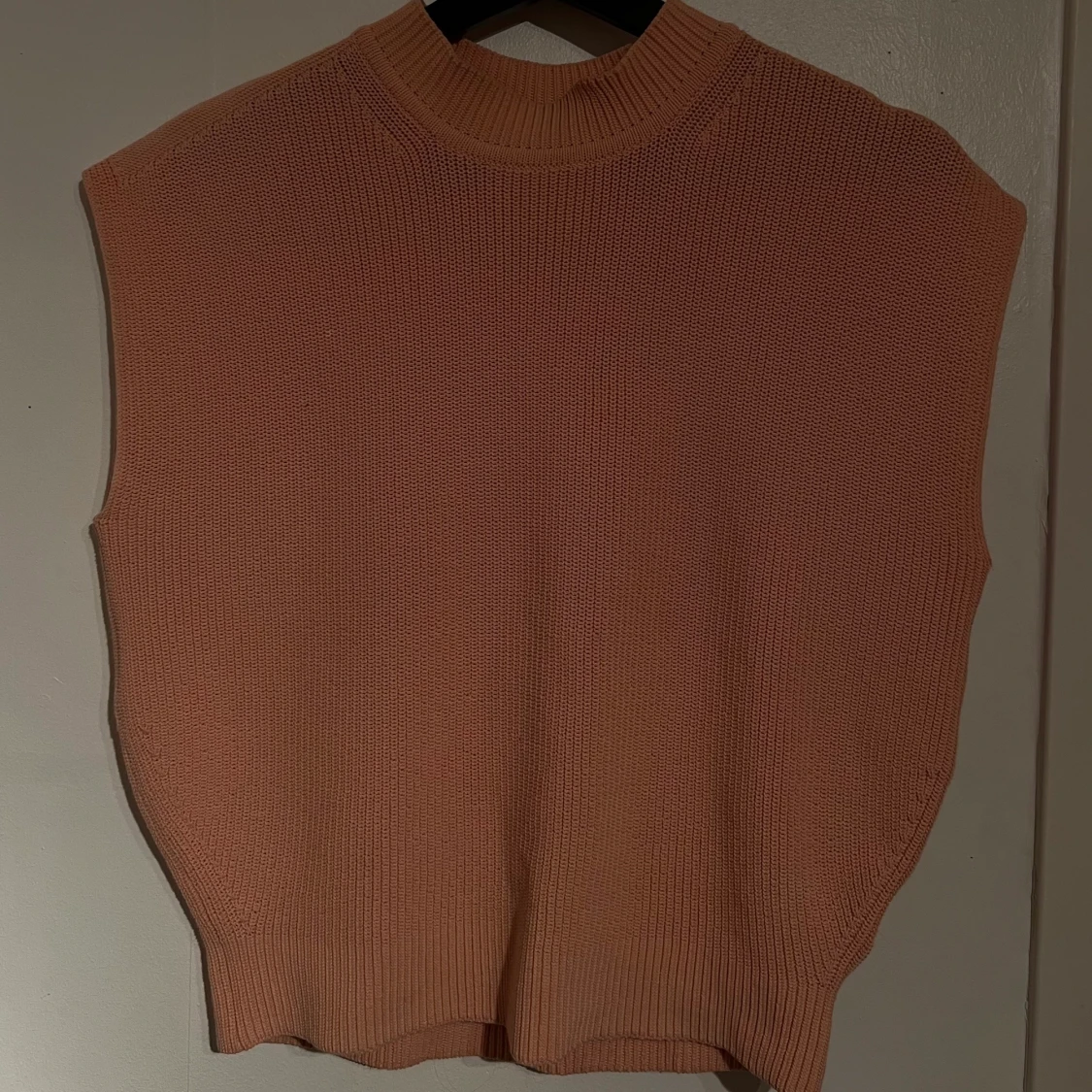 Väst/topp peach - 90