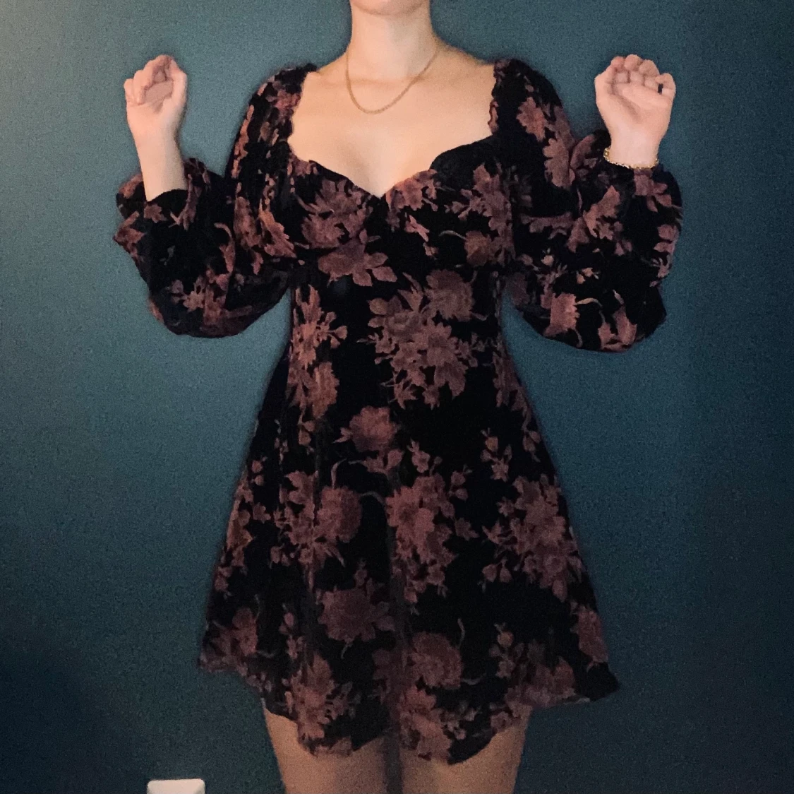 Blommig klänning sammet - 91