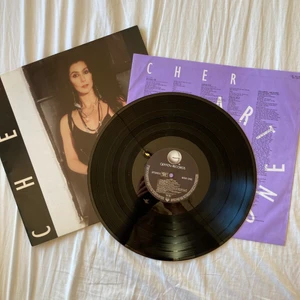 Cher vinyl-skiva - Chers album Heart of Stone på vinyl-skiva. I fint skick