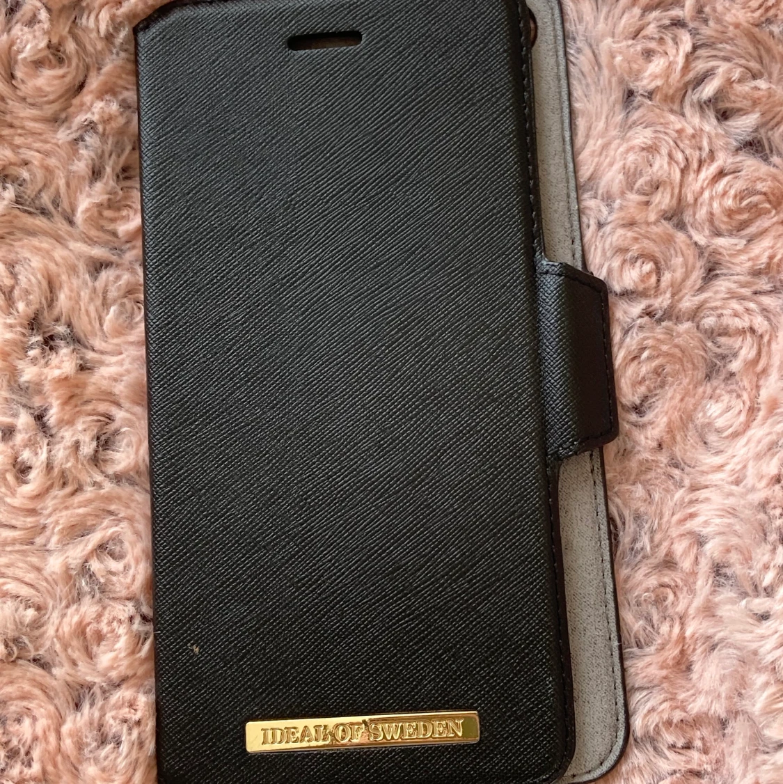 Ideal of Sweden fodral