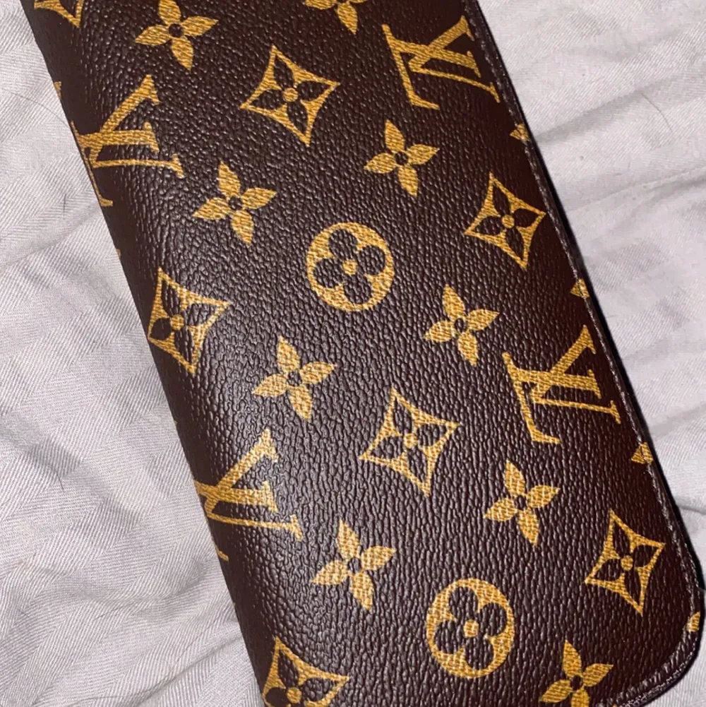 Louis Vuitton plånbok, helt ny kopia. Accessoarer.