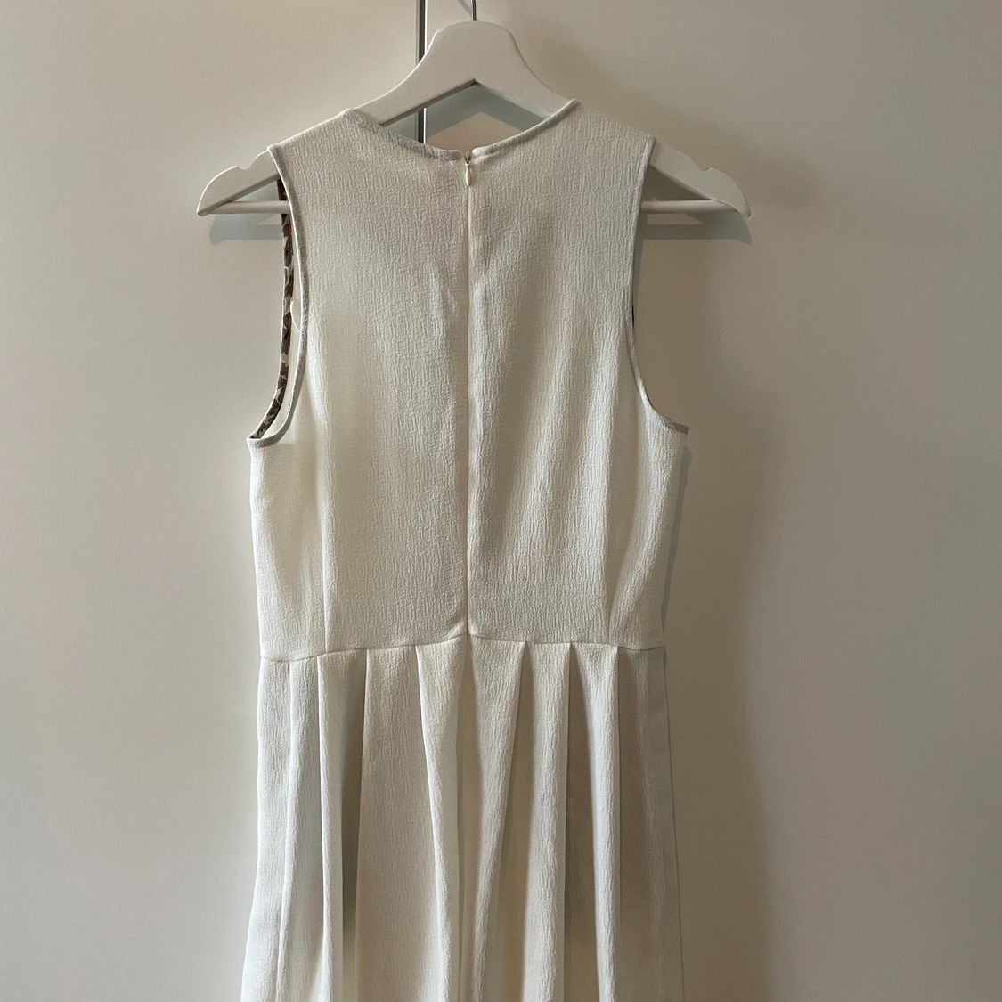 Fin vit klänning  - 90