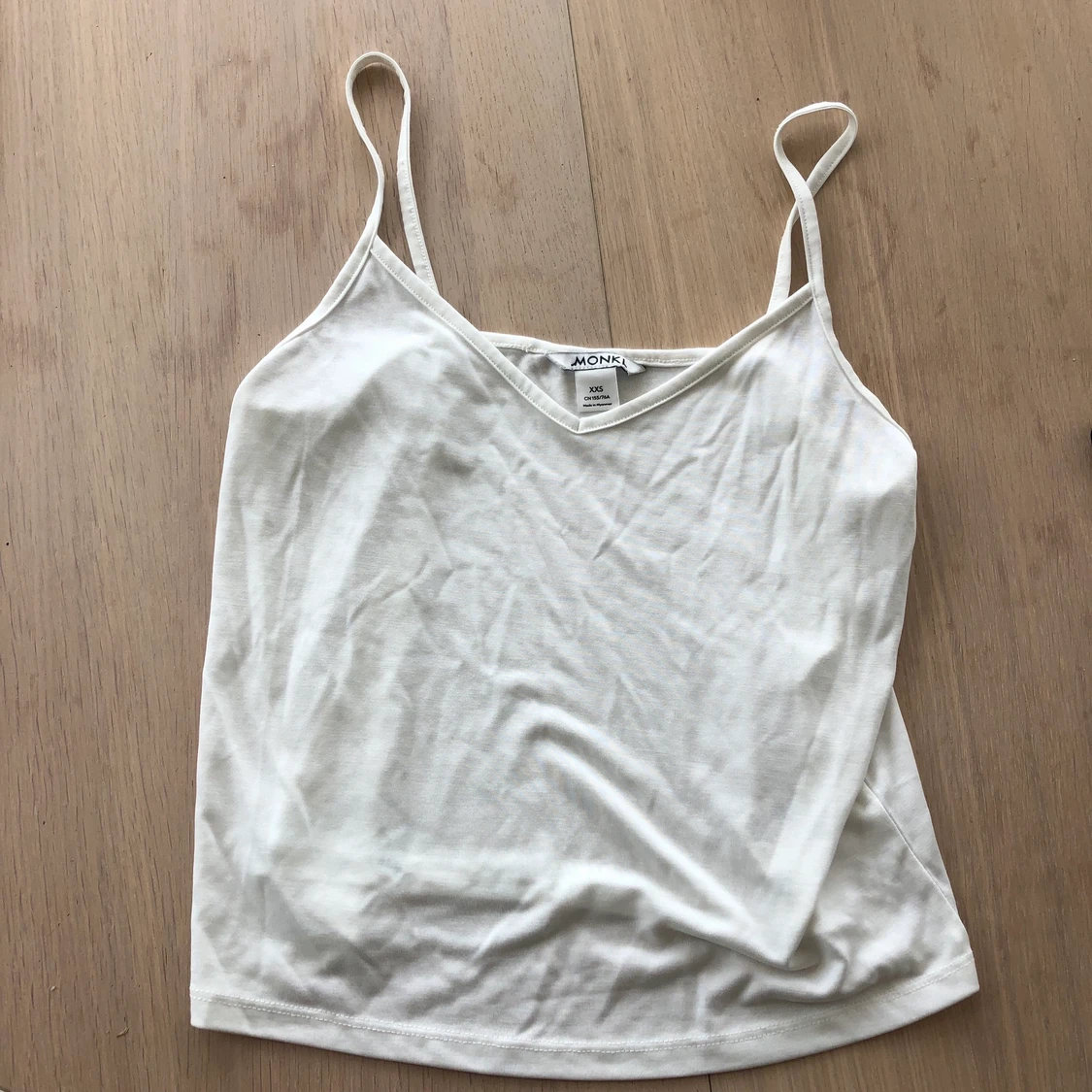 Monki - 3 för 100kr  - 90