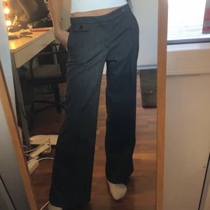 Kostymbyxor  - Snygga kostymbyxor från Filippa K, toppskick!