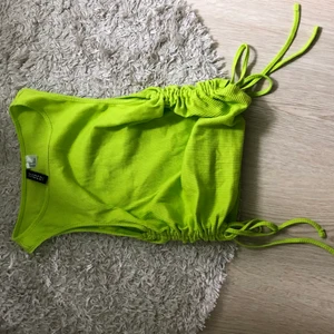 Neon topp - Fin neon topp som inte används❤️