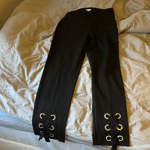 Kostymbyxor  - Strl 34 från hm 