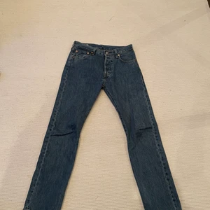 Levis jeans 511 - Levis jeans i storlek W30 L32 i bra skick 
