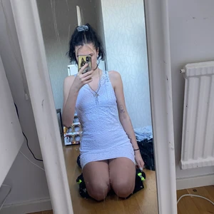 Vit spets klänning  - Vit spets klänning storlek xs