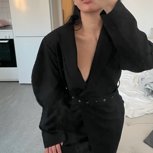 Kavajklänning - Klänning från NAKD, storlek S