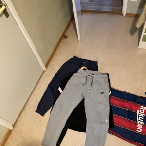 Nike tech fleece byxor  - Nike tech fleece byxor storlke M