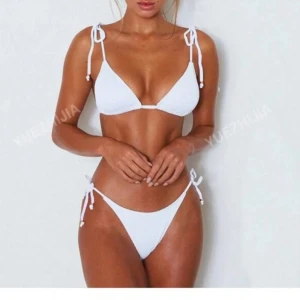 Bikini - Helt ny bikini, blev aldrig använd i somras tyvärr. Justerbara band❤️