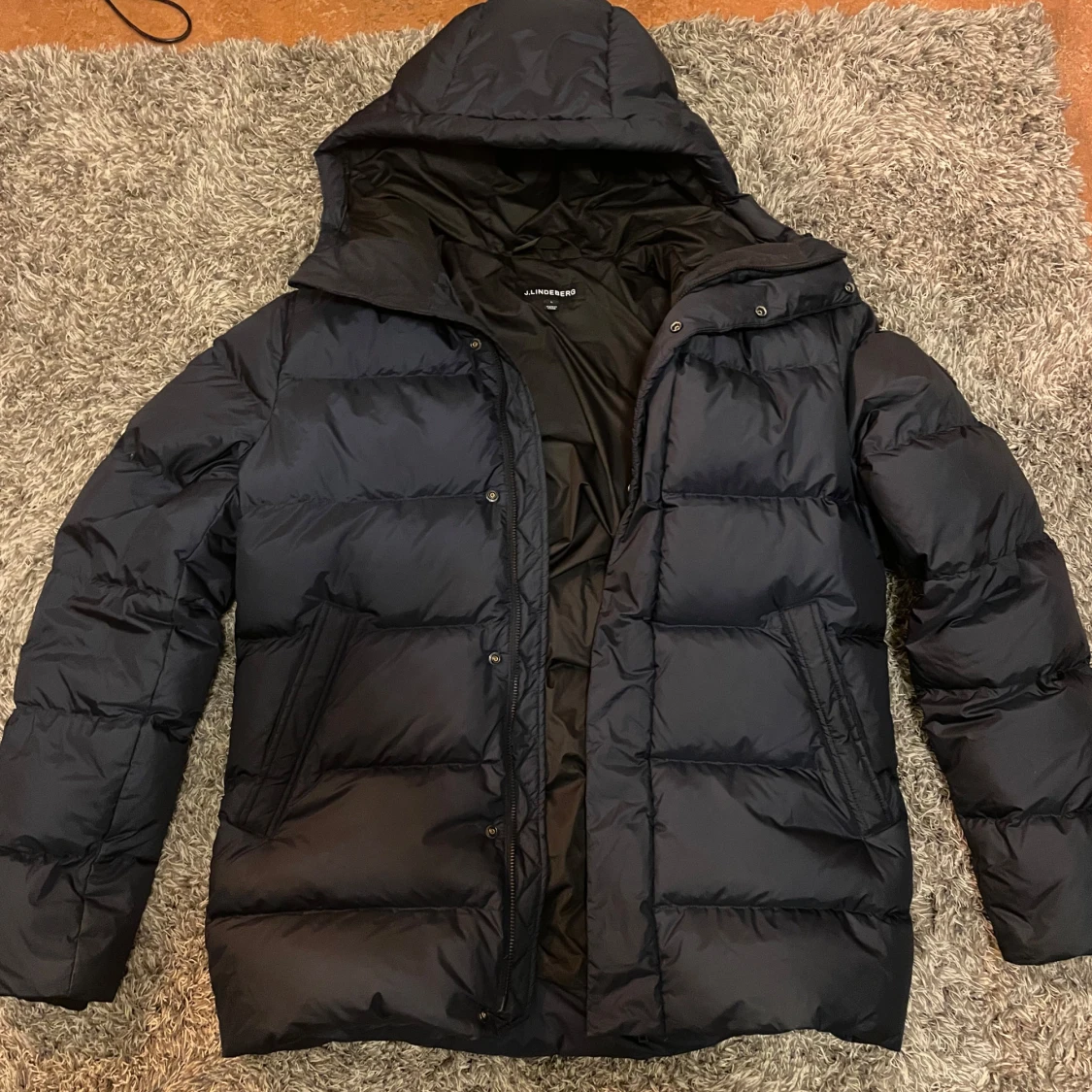 J Linderberg jacka  - 90